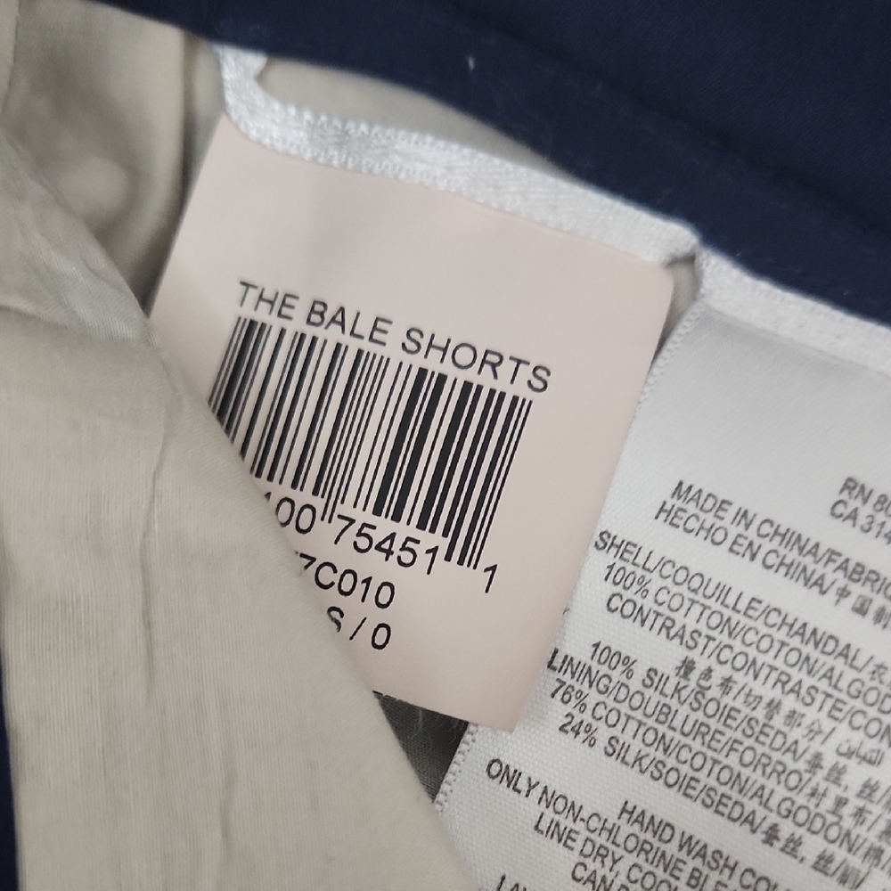 BCBGMaxAzria Navy and Cream Patterned Shorts - Picture 4 of 4
